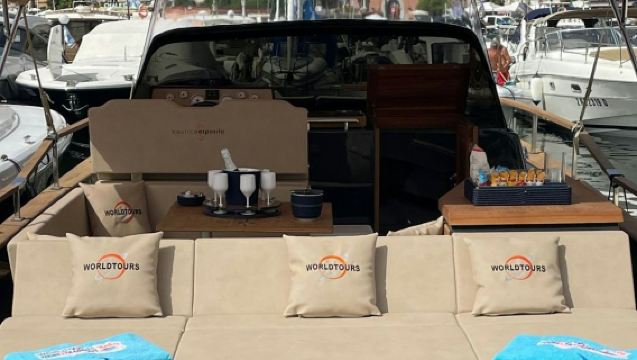 Nápoles: Crucero al atardecer + Aperitivo en el Golfo de Nápoles