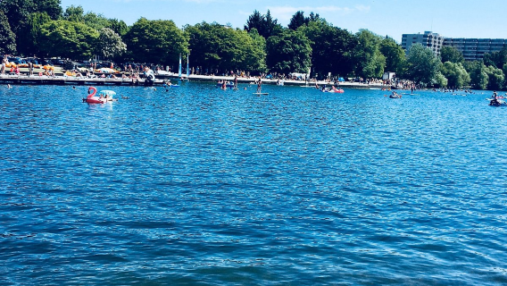 アメリカ・スペースニードル+ブルース・リー・アンド・ブランドン・リー・グレイブ・サイツ+ワシントン大学+グリーン・レイク・パーク【ワールドカップクラシックシティツアー】