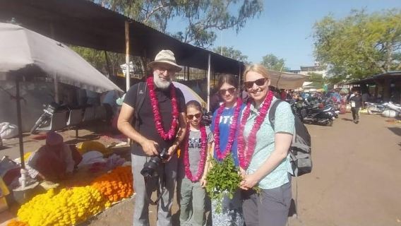 TOUR TURISTICO DI UDAIPUR IN AUTO CON GUIDA