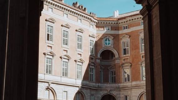 Caserta: Tour en grupo reducido del Palacio Real