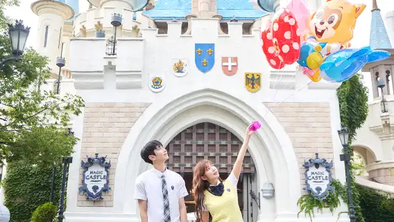 เช่าชุดนักเรียนเกาหลี ร้าน Gamsung School Uniform สาขาใหญ่ชัมซิล โซล