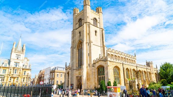 イギリス・ロンドンのオックスフォード大学とケンブリッジ大学を日帰りツアー【中国語・英語オプション+ロンドン往復】