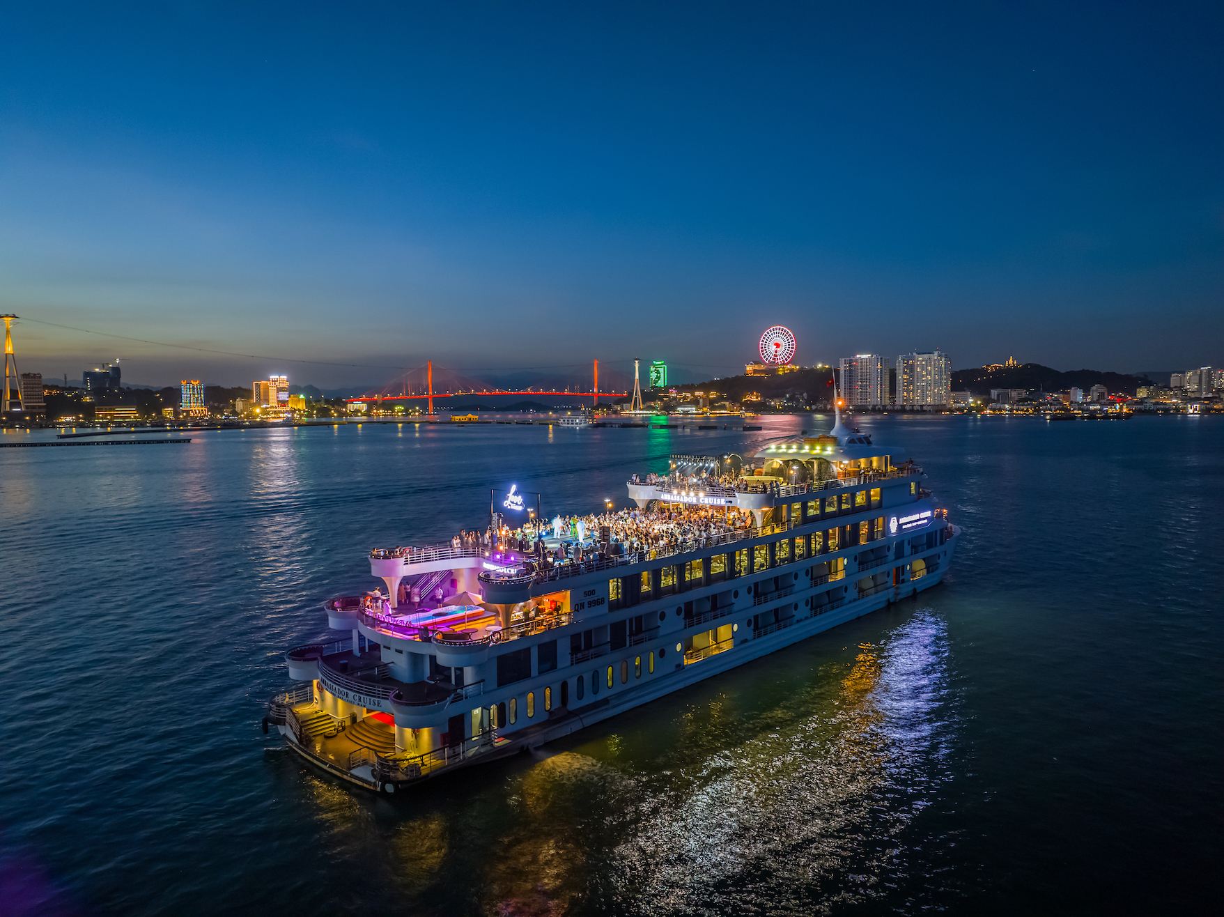 Halong Bay Half-Day Tour in Vietnam [Luxury Merchant Cruise with Evening Dining and Fireworks Viewing | Private Charter Transfer]