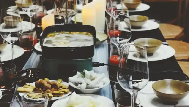 Eatwith共颯時刻-麗江-來雪山腳下的家一起談天說地打火鍋