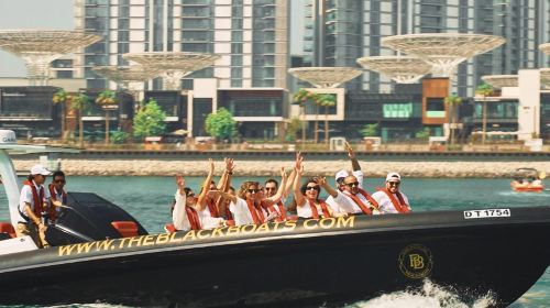 Dubai Attraction: The Black Boats Dubai Day Tours 2
