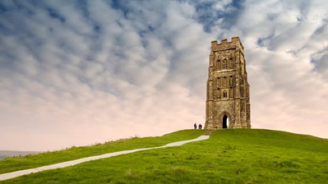 London: Stonehenge, Glastonbury & Avebury Small Group Tour