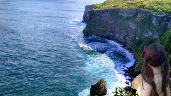 Tebing Pencinta Jalan Tebing Bali + Matahari Terbenam Jimbaran + perjalanan satu hari VIP Tanah Lot