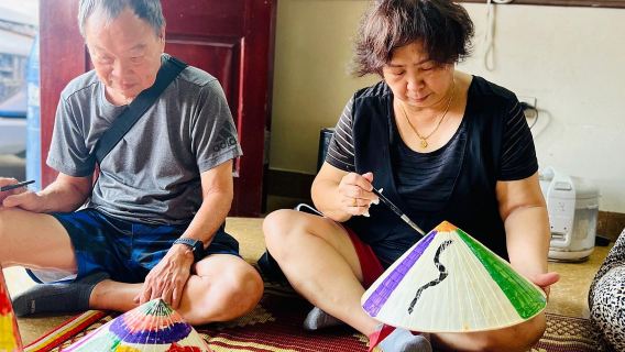From Hanoi: Quang Phu Cau Incense Village & Conical Hat Crafting Half-Day Guided Tour