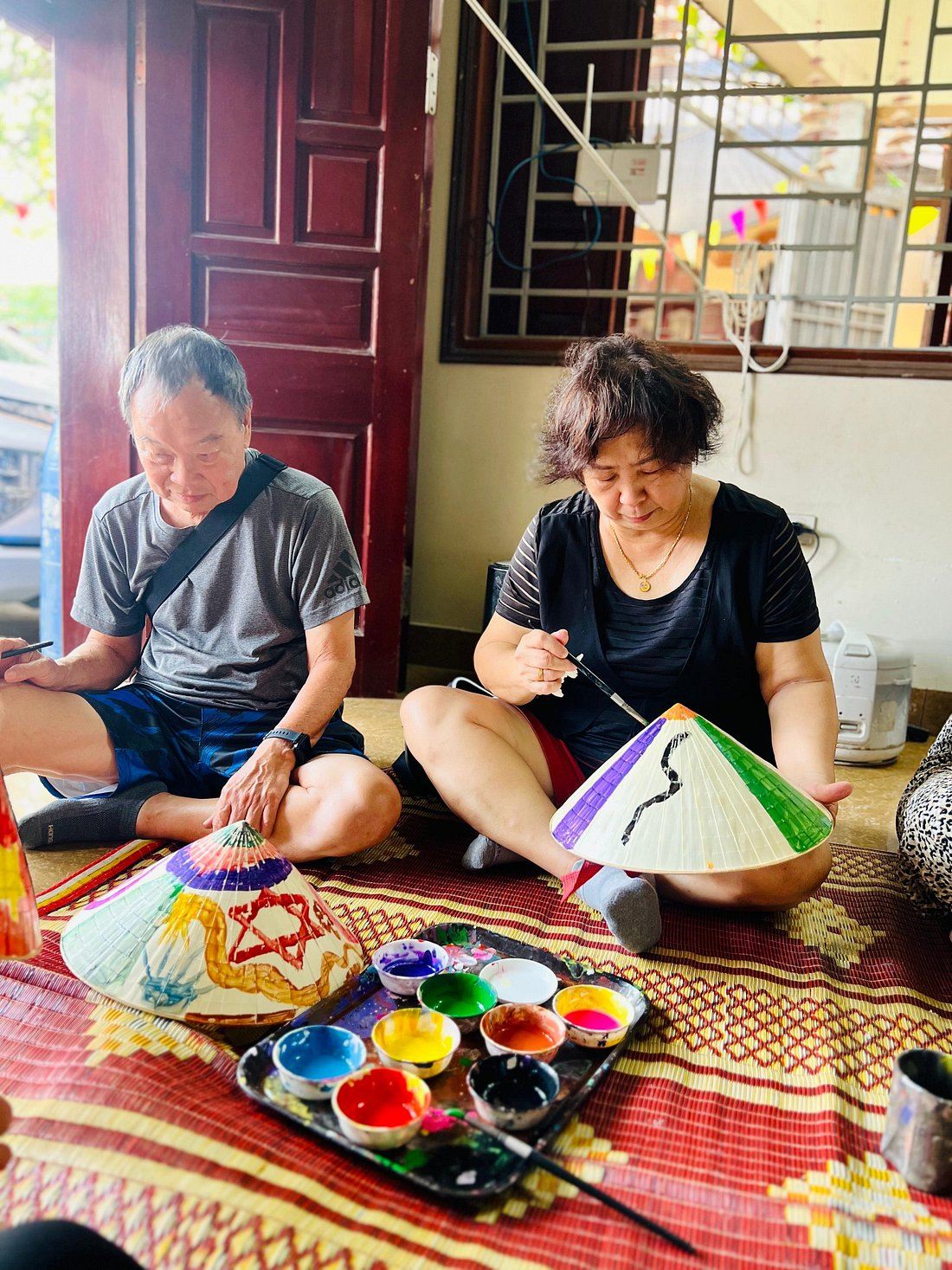 From Hanoi: Quang Phu Cau Incense Village & Conical Hat Crafting Half-Day Guided Tour
