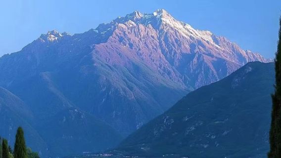 米蘭包車沉浸式體驗：斯福爾扎城堡＋科莫湖＋佩斯卡洛漁村