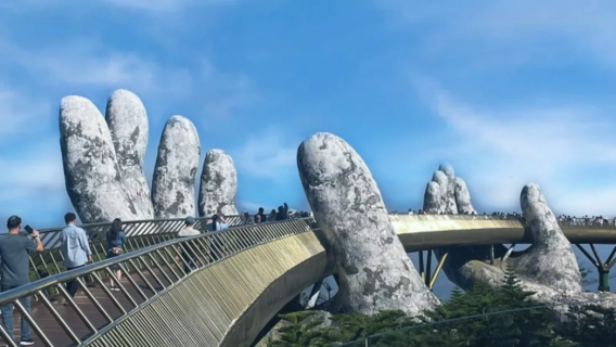 From Da Nang: 1-day tour to Ba Na Hills and Golden Bridge