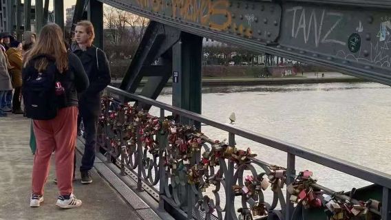 Jembatan Utama Tua Würzburg + Istana Würzburg + perjalanan satu hari Mariaburg