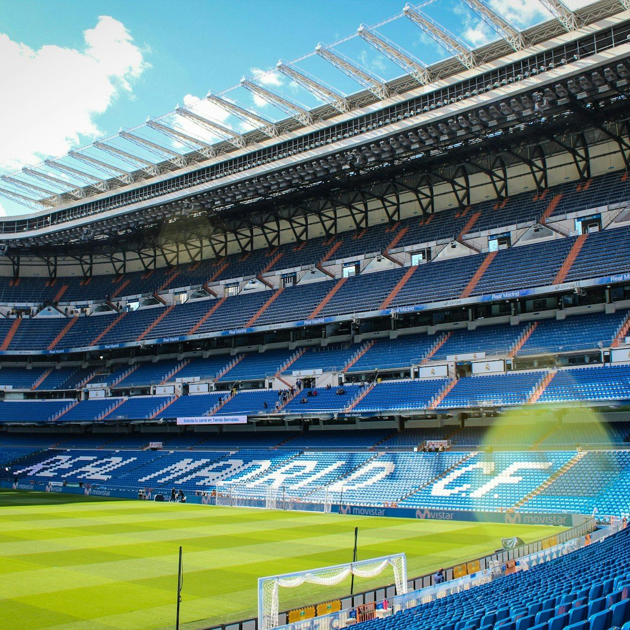 Stadium Santiago Bernabéu: Lawatan Berpandu Persendirian