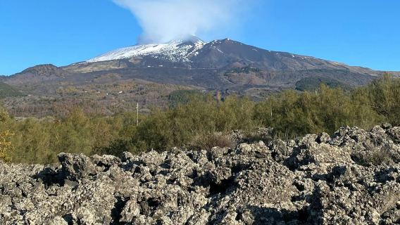 Catania: Tour mattutino in jeep sull'Etna