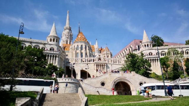 Hungary - Budapest - Hot Springs, Shopping & Christmas Market Day Tour