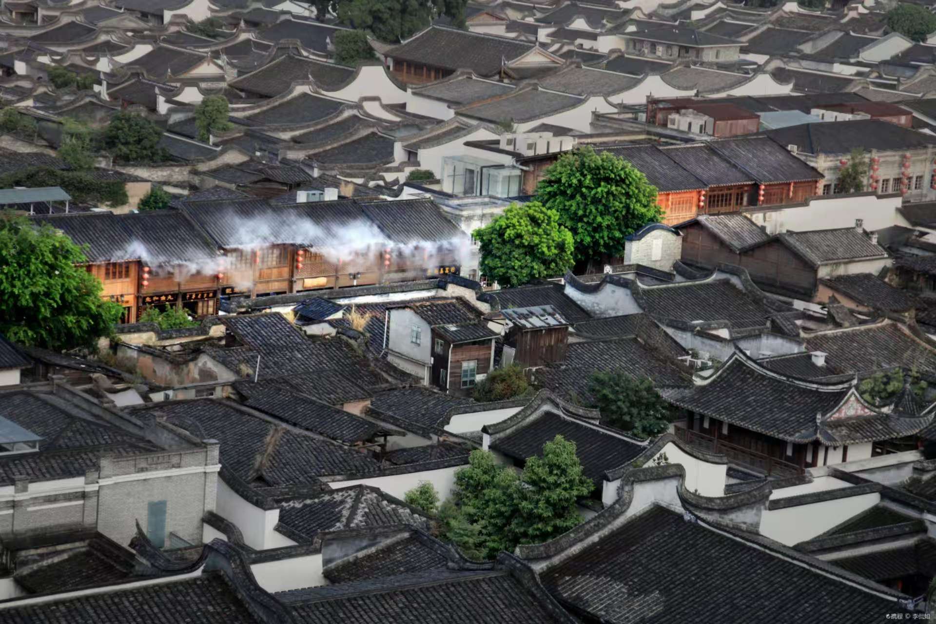 Fuzhou Three Lanes And Seven Alleys + Shangxia Hang Historical Street + Youth Club + Love Island + Yantai Mountain 1-day tour (small group option available)