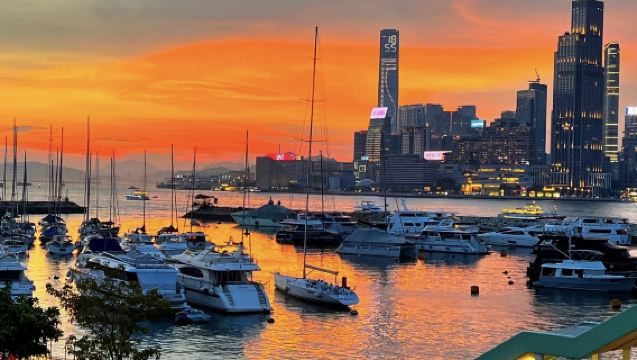 Hong Kong lokal guide|Professionel oversætter|Guide: Kinesisk Engelsk Russisk Fransk Tysk Spansk Italiensk Portugisisk Koreansk Japansk Arabisk Thai