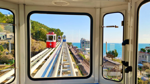 บริการจองตั๋วรถไฟ Sky Capsule ปูซาน