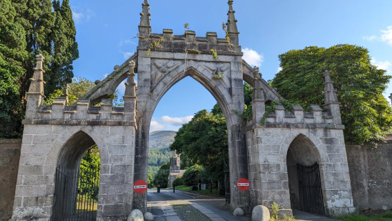 [Sewaan peribadi Bahasa Cina] pergi-balik pusat bandar Belfast + Studio Game of Thrones + Taman Hutan Tollymore tidak termasuk tiket