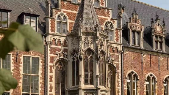 [Brussels, Belgium] Dataran Leuven + Kilang Bir Stella Artois + Universiti Leuven (Tidak Termasuk Tiket)