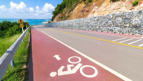 Visite privée d'une journée à Xiamen : Nanputuo, Shapowei, balade à vélo sur l'anneau routier de l'île et fort de Hulishan
