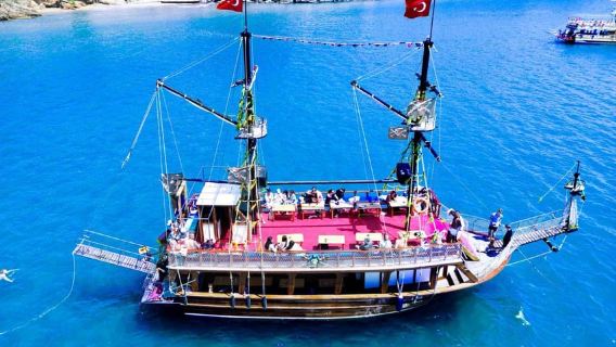 Antalya: Düden Waterfalls Boat Trip with Lunch & Drinks