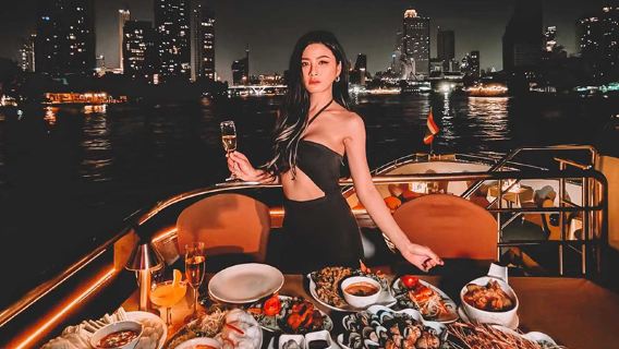 Bangkok, Thailandia Crociera notturna sul fiume Chao Phraya [Royal Galaxy|Brillantezza|Opilin|cena a buffet