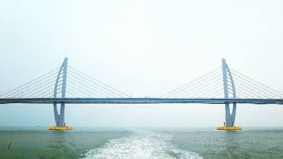 港珠澳大橋遊：九洲港碼頭/灣仔碼頭/橫琴碼頭澳門環島日夜遊