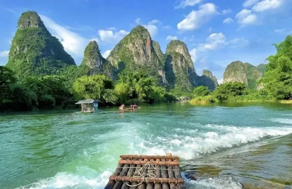 陽朔私人日遊|遇龍河竹筏漂流、銀子岩及如意峰