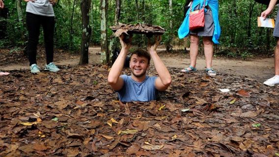 Excursión de medio día a los túneles de Cuchi – Descubre el subsuelo bélico de Vietnam