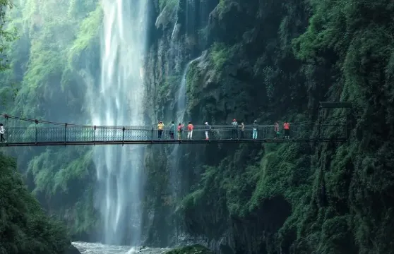興義萬峰林+馬嶺河大峽谷包車一日遊(1單1團私家團上門接送)