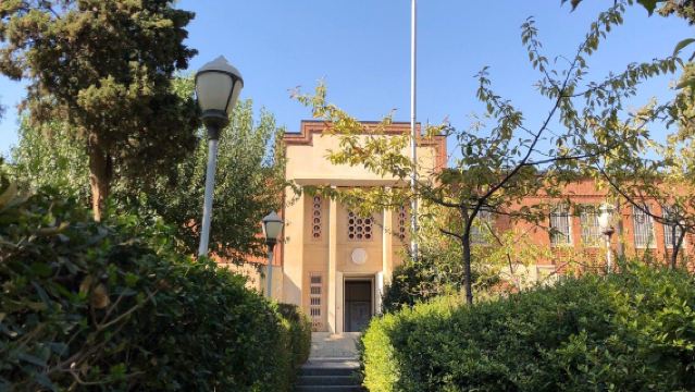 伊朗德黑蘭｜旅遊陪同翻譯｜展會｜商務考察洽談｜自由行地接｜接機 （可私人定制）