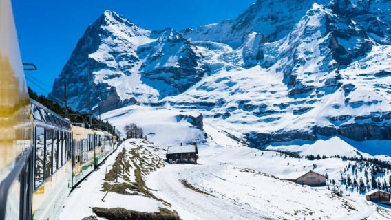 瑞士 遊覽歐洲之巔火車站、斯芬克斯天文台和冰宮