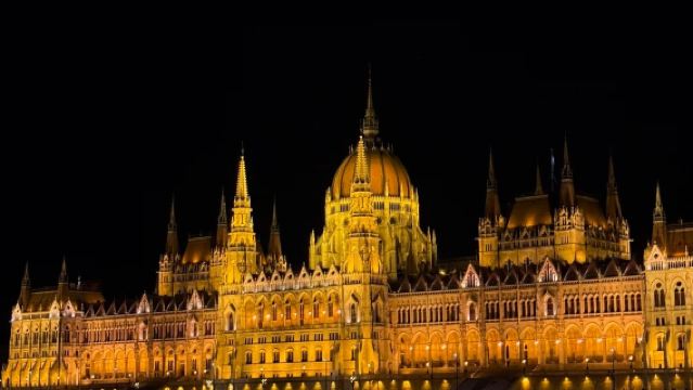 匈牙利布達佩斯-多瑙河三鎮精華線-包車-精選