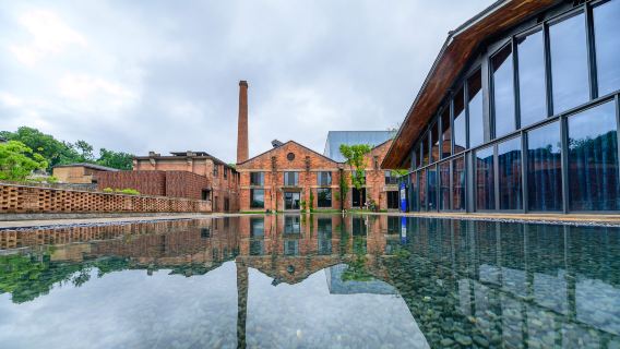 China International Travel Service | 1-day tour to sculpture porcelain factory + Sanbao village + Taoxichuan (private guide included)