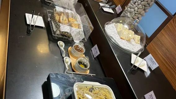 菲律賓納卯弗朗西斯科·班果國際機場貴賓廳休息室使用券/DVO機場VIP貴賓室 轉機休息