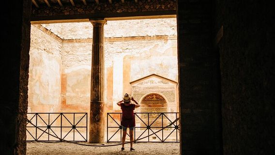 PompeiTours