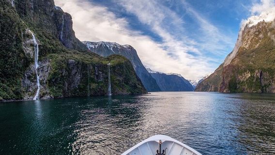 Walter PeakTours