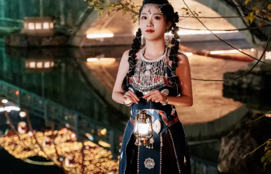 安遠旅拍【旅行跟拍/婚紗寫真商業攝影/微電影宣傳片航拍/翻譯】