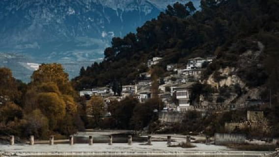 Berat, Albania: Castle and City Tour with Coffee Break