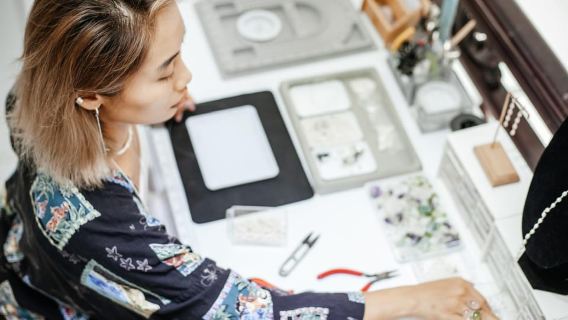 Laboratorio di gioielleria di Nha Trang