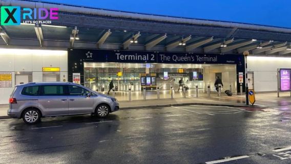 Transfert privé : Heathrow vers/depuis l'Université de Warwick