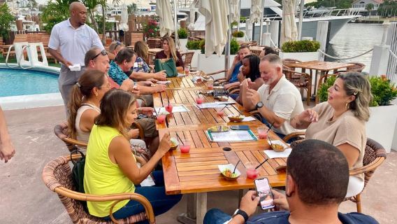 Pompano Beach: Taste of the Neighborhood Walking Food Tour