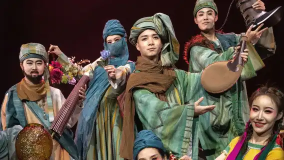 西安大唐芙蓉園+《夢迴大唐》演出半日遊【刷碼入園/秒回大唐】