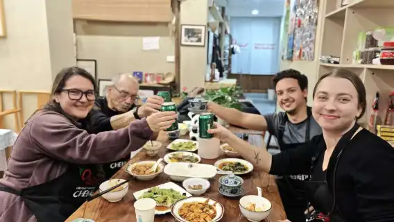 Chengdu: Cooking Class with Fresh Market  Experience (3 Dishes)