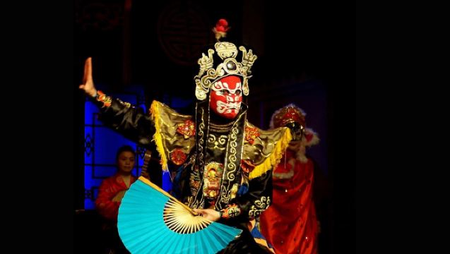重慶非遺川劇變臉門票●巴渝錦繡梨園劇場【蓋碗茶+梨園芳華+水袖舞+皮筋滾燈+長嘴壺茶藝+人間好+手影戲】