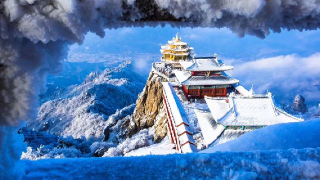 Lawatan sewa peribadi 1 hari di Tarikan Pelancongan Gunung Laojun Luoyang [Sewaan peribadi, pengangkutan eksklusif, perjalanan boleh disesuaikan]