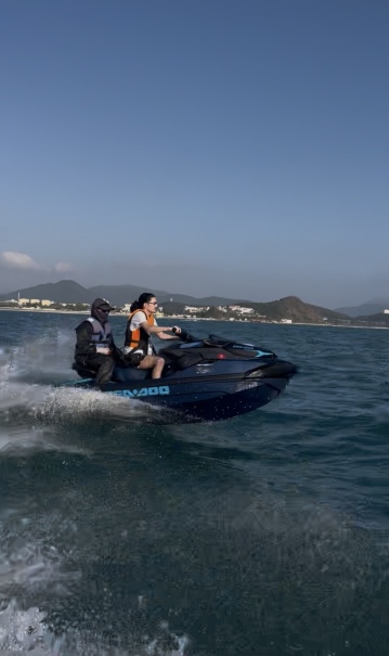 三亞大東海摩托艇+沙灘躺椅+海灘漫步+拾貝