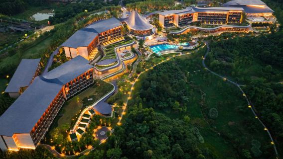 [Club Med Μεσόγειος - Θέρετρο Heitongtan] Πακέτο Όλα Συμπεριλαμβάνονται | 1 Πολυτελές Δωμάτιο για 1 Νύχτα (2 Ενήλικες & 1 Παιδί 4-11 ετών)