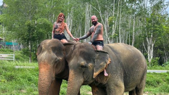 Krabi Ao Nang Elephant Park [Optional: Elefantenritt, Elefantenbad | Wanderung mit Elefanten und Schlammbad]